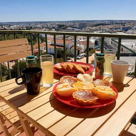 Apartment Gorgeous In Portimao